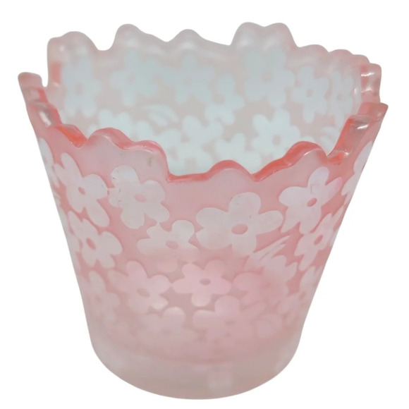 Pink Pressed and Frosted Scalloped Edge Glass Candle Holder - Picture 6 of 10